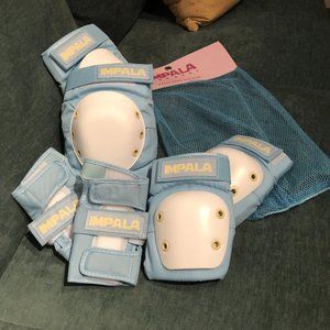 Impala Skates Protective Set Size Medium in Blue